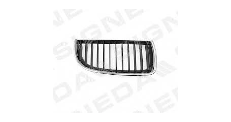 BMW-3 (Е-90) 05-09 Решетка рад-ра черная R